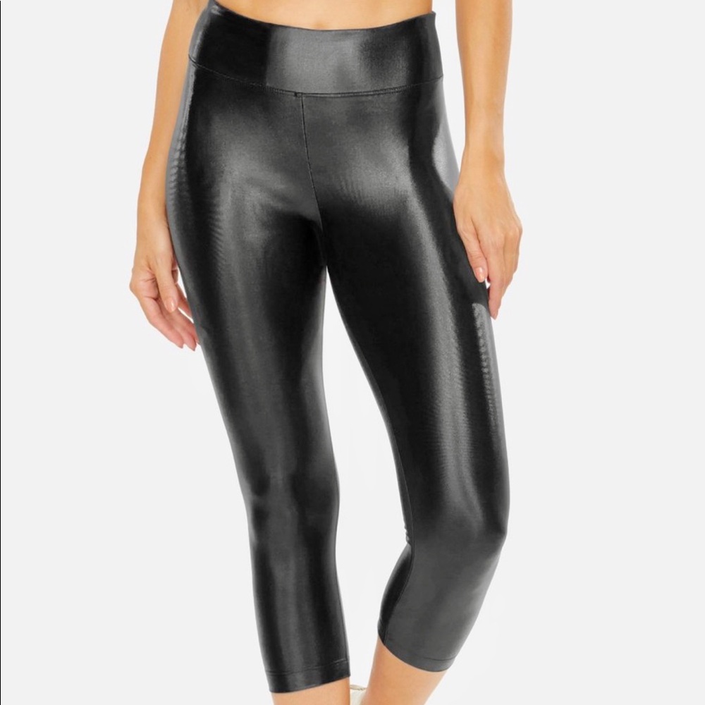Koral Black Lustrous Leather Look Capri Legging S